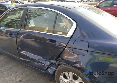 2008 Honda Accord 2.4 Lx-P z USA, uszkodzony, nr VIN JHMCP26448C016483